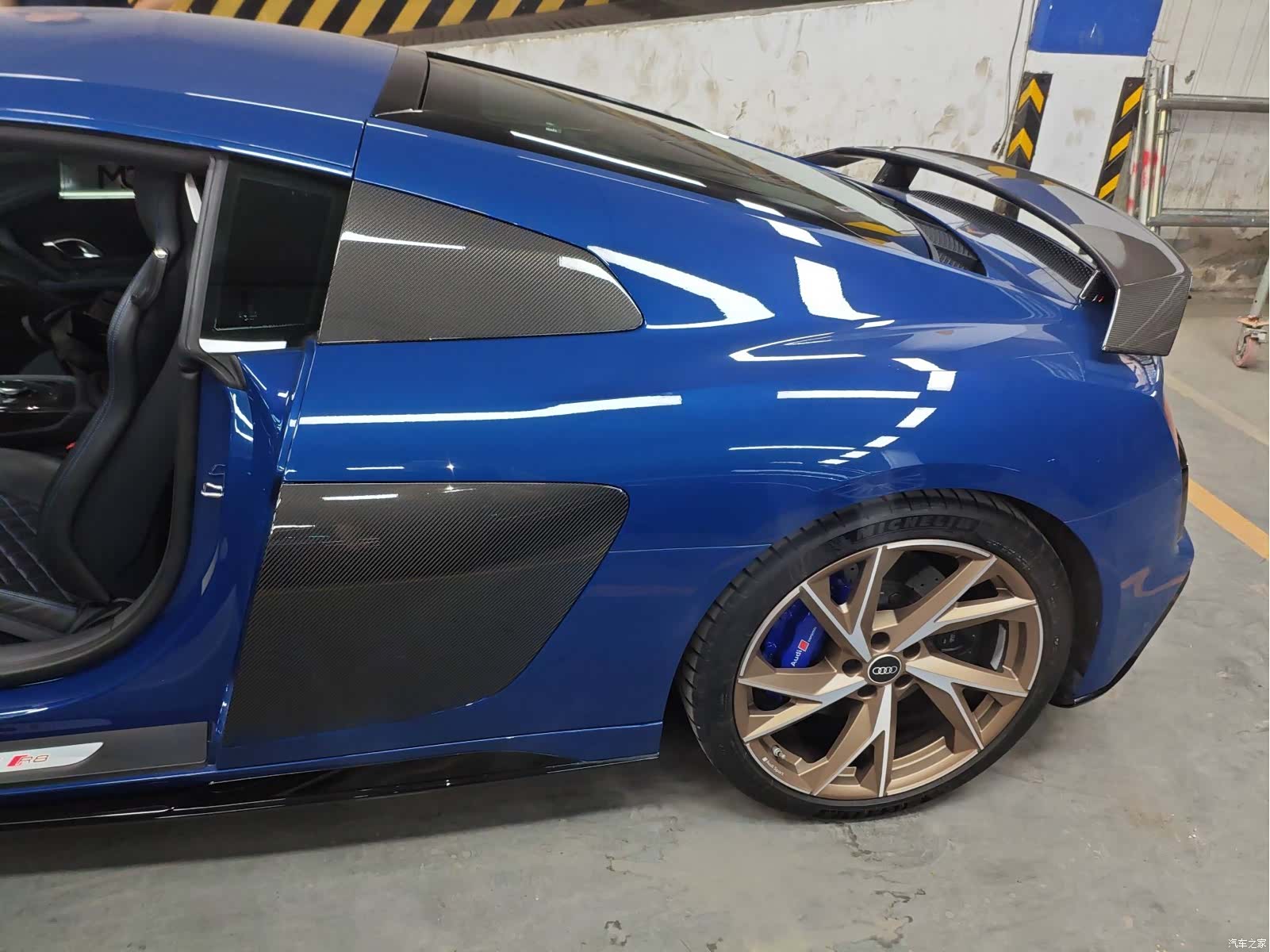 Audi R8, 2022 4