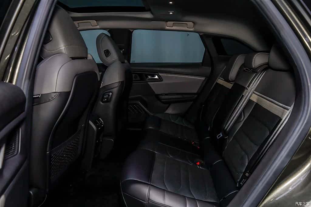 Citroen C5 X, 2022 10