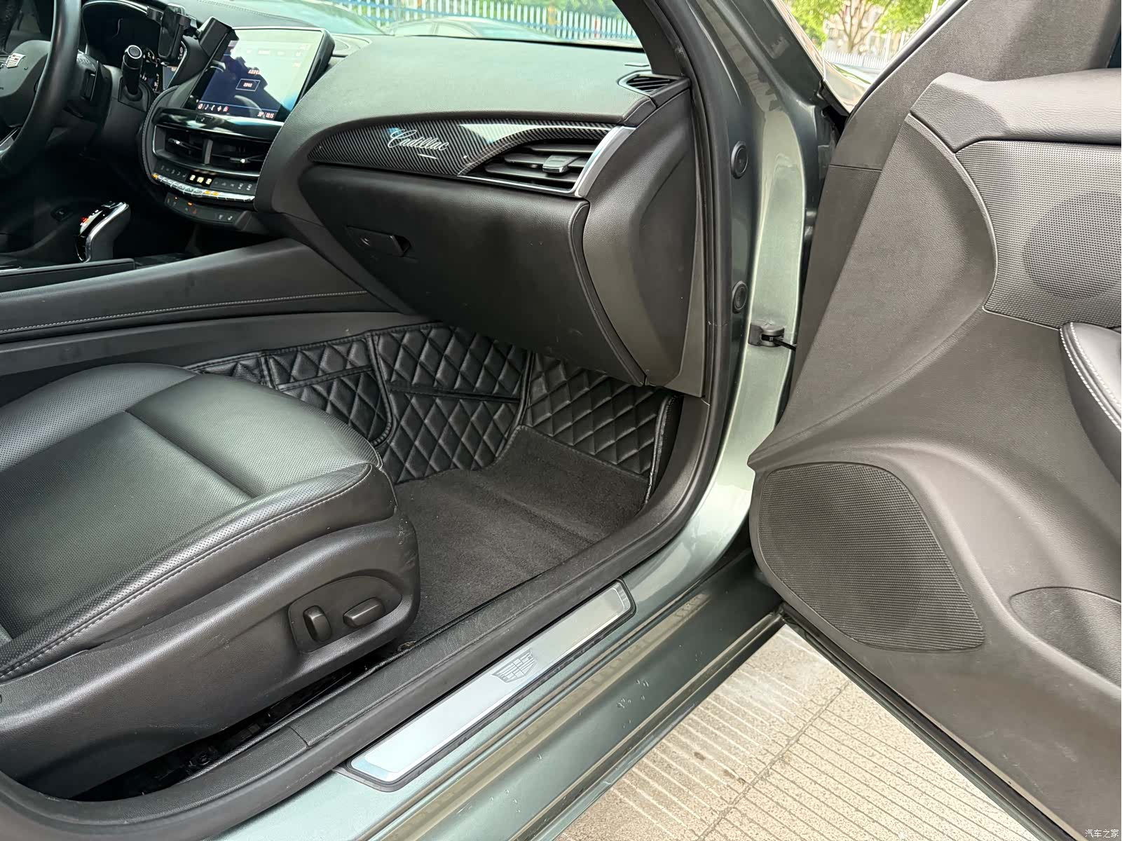 Cadillac CT5, 2023 15