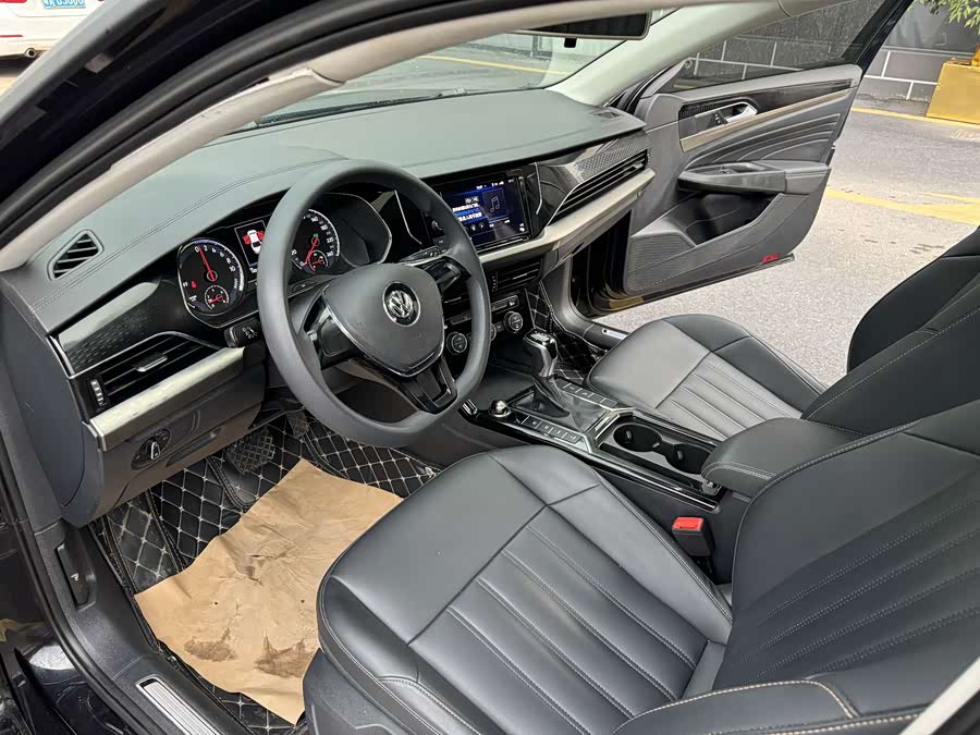 Volkswagen Passat PHEV 2020, фото 9