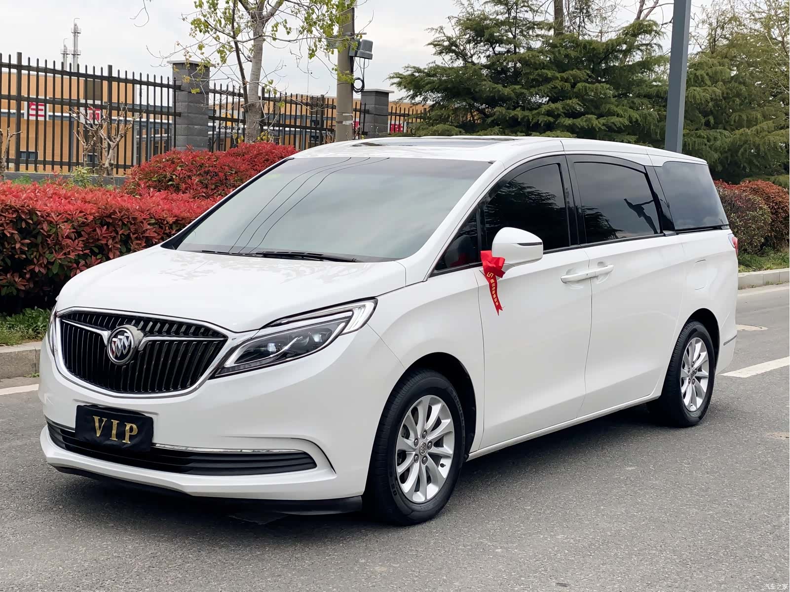 Buick GL8, 2018 1