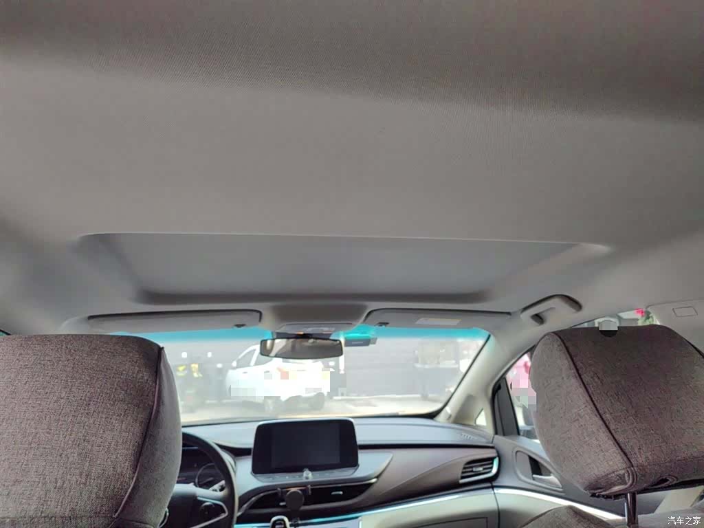 Buick GL8, 2020 9