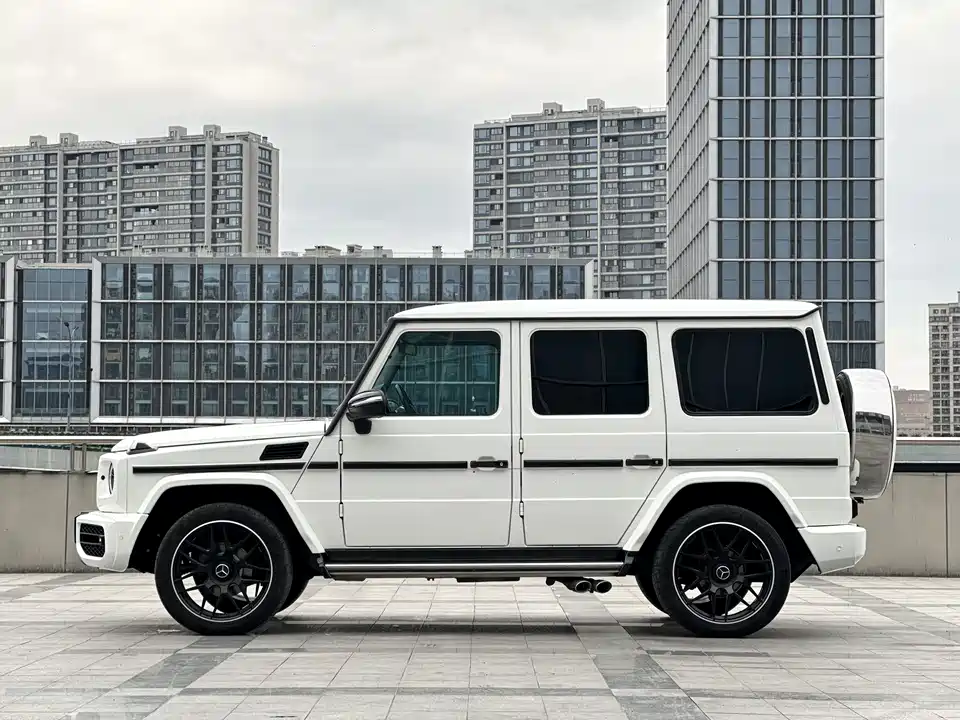 Mercedes-Benz G-class