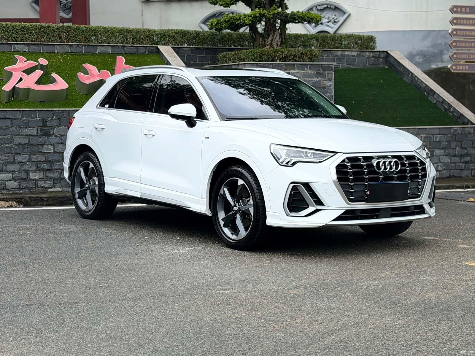 Audi Q3, 2022 3