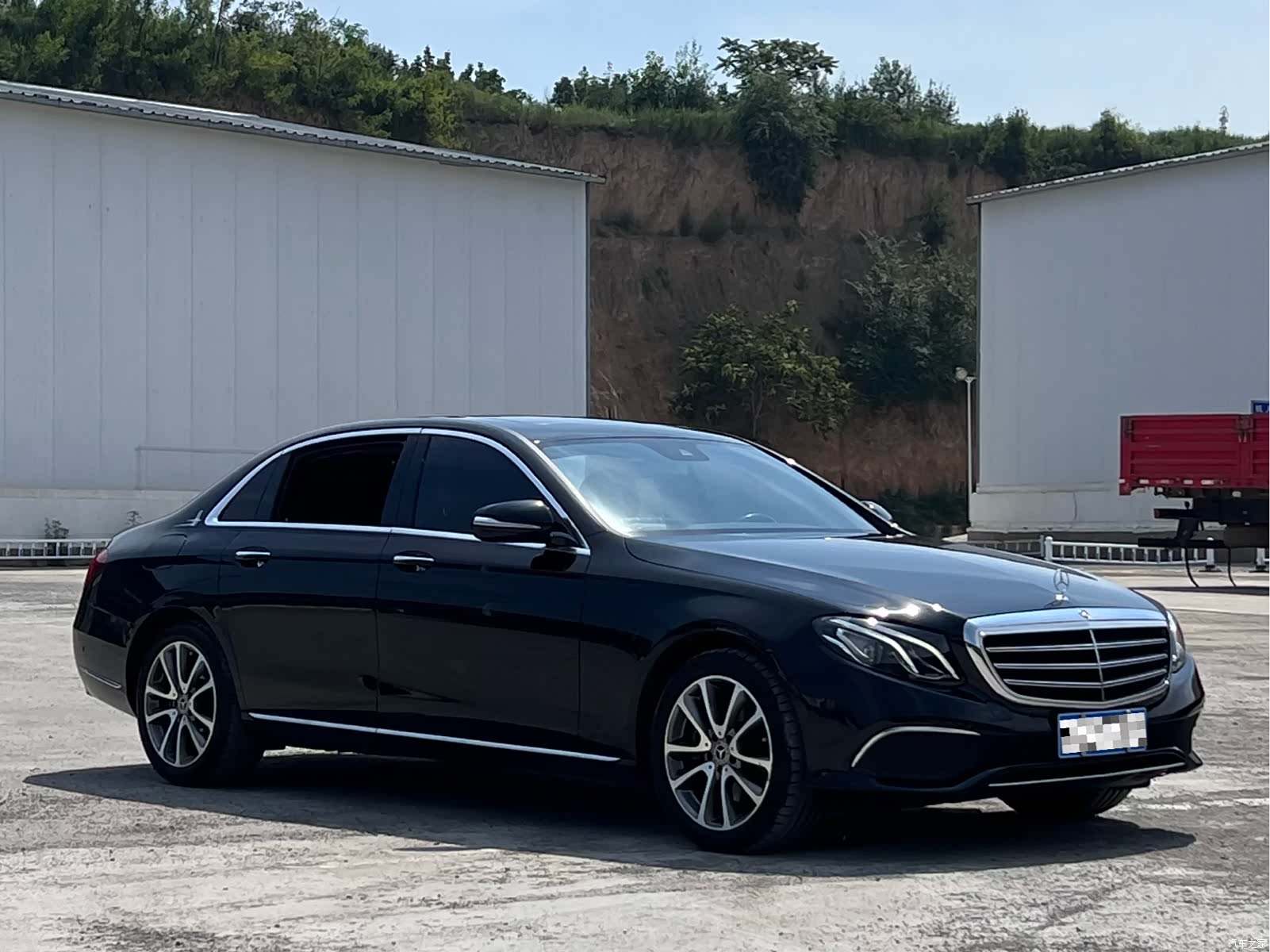 Mercedes-Benz E-Class, 2017 3