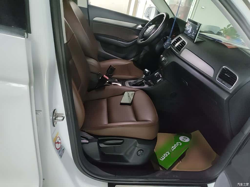 Audi Q3, 2015 25