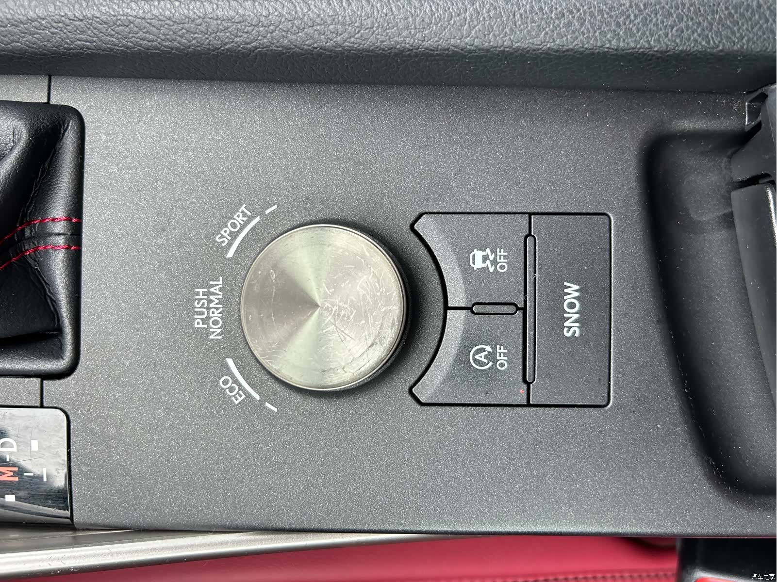 Lexus IS, 2016 26