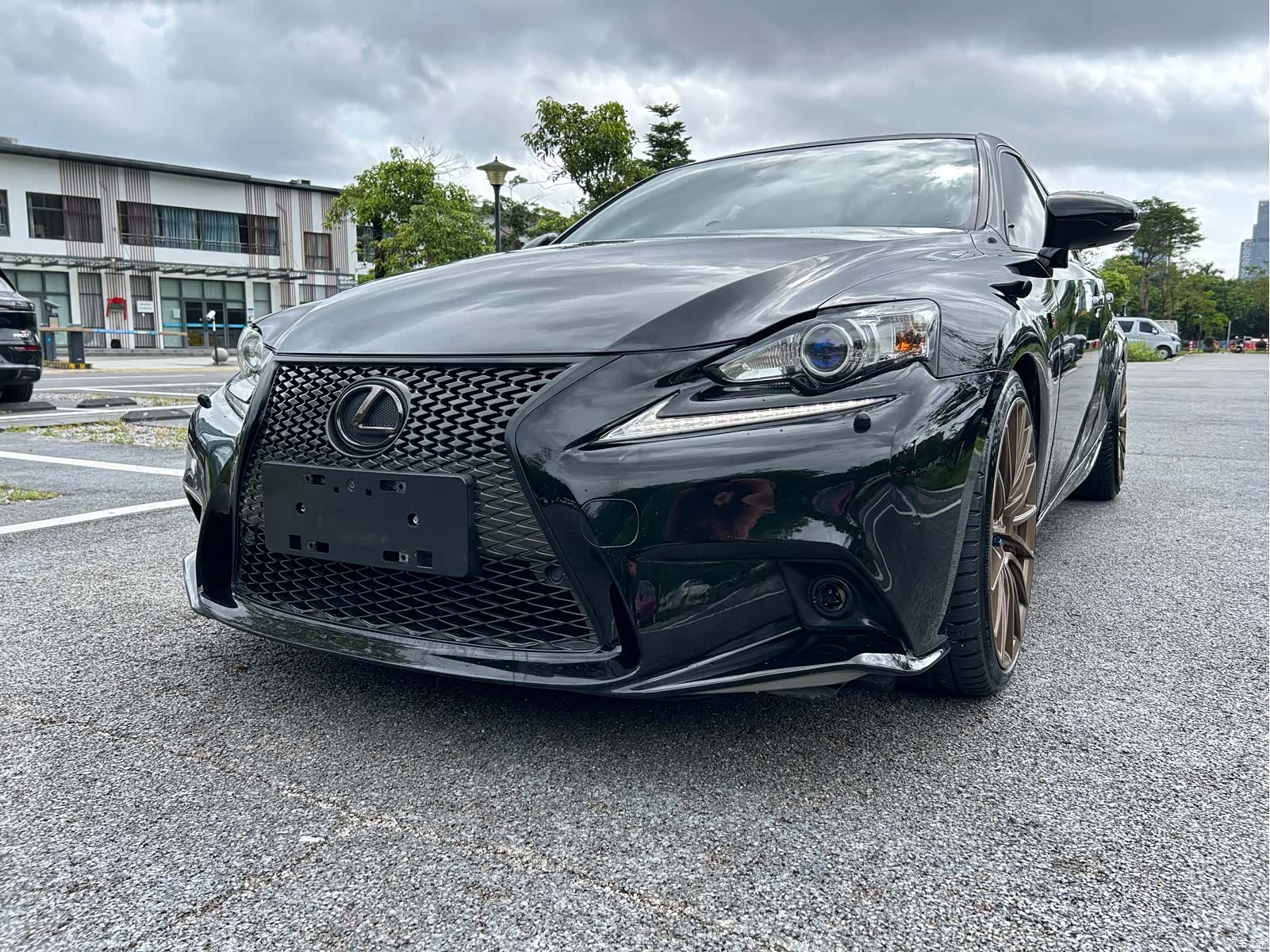 Lexus IS, 2016 33