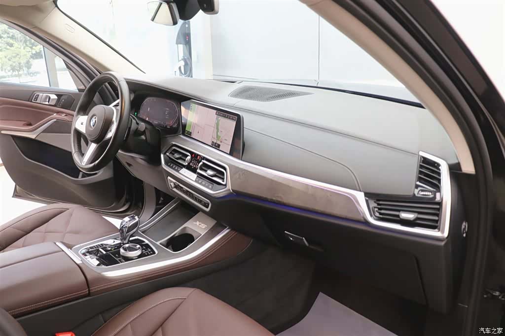 BMW X5, 2023 22