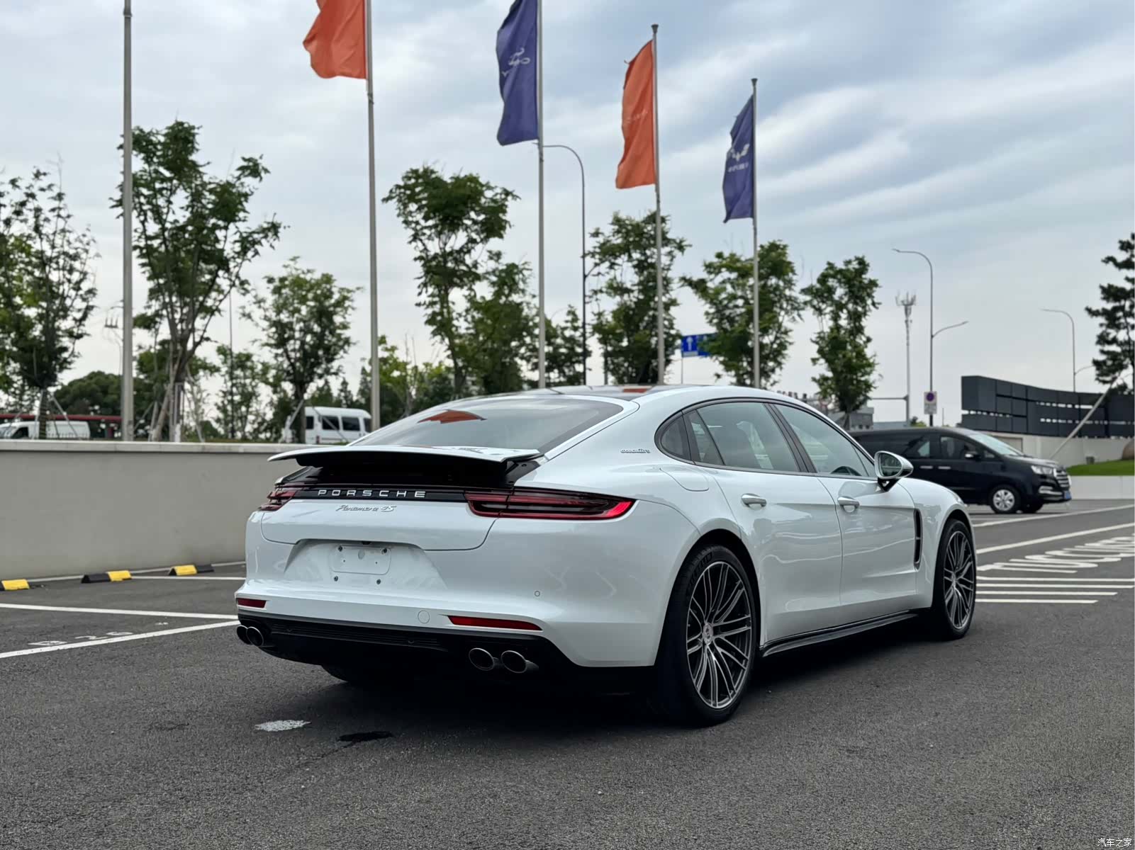 Porsche Panamera, 2020 11