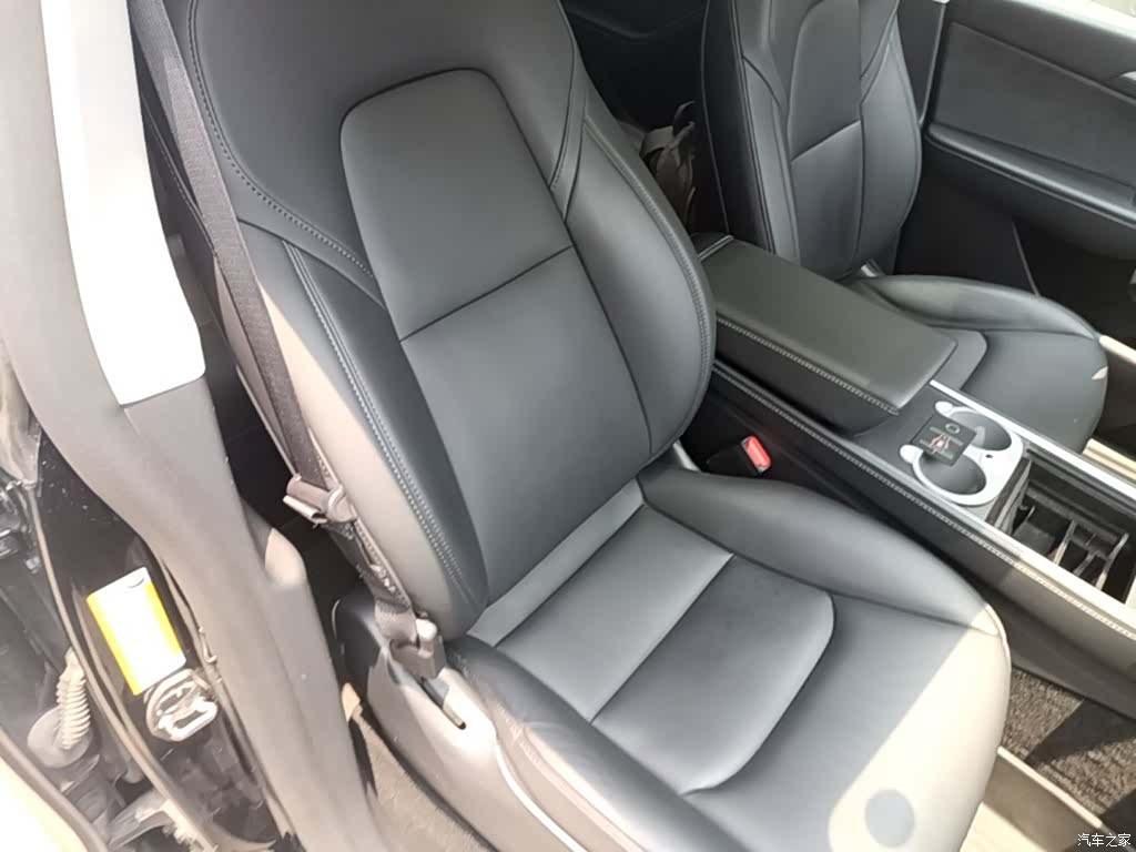 Tesla Model Y, 2021 20