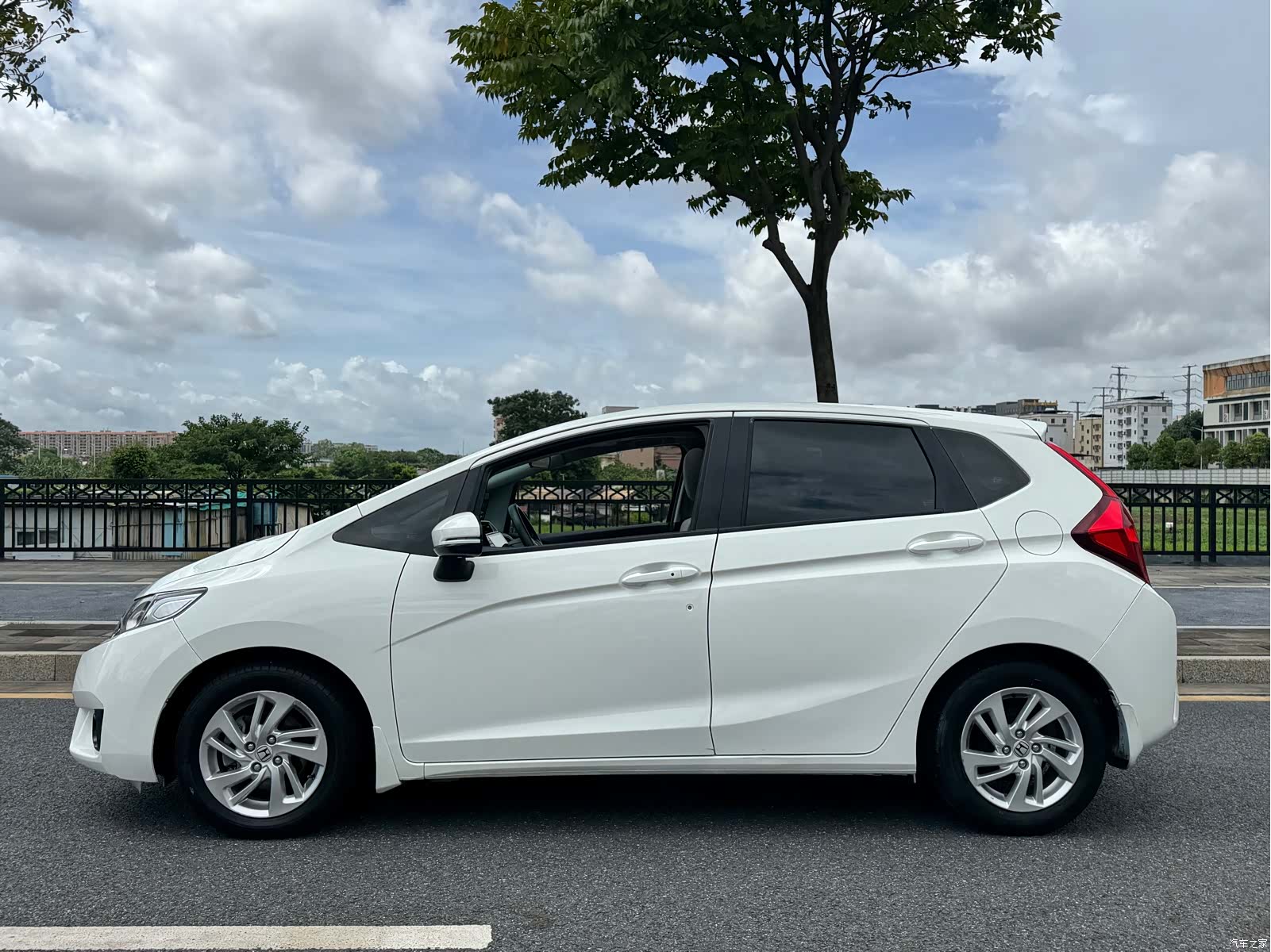 Honda Fit, 2016 4