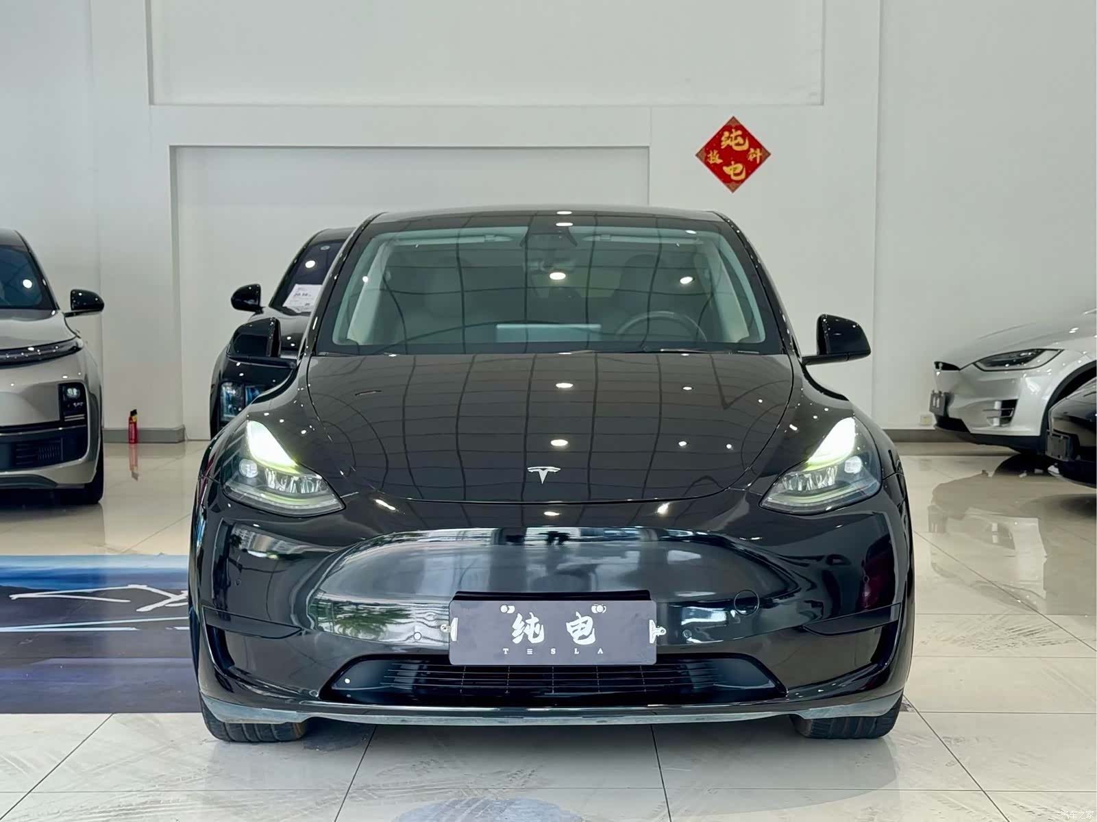 Tesla Model Y, 2022 2