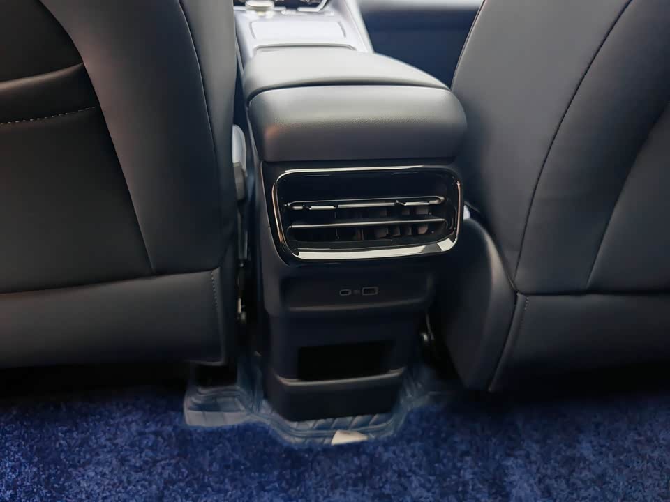 Geely Galaxy Galaxy E5