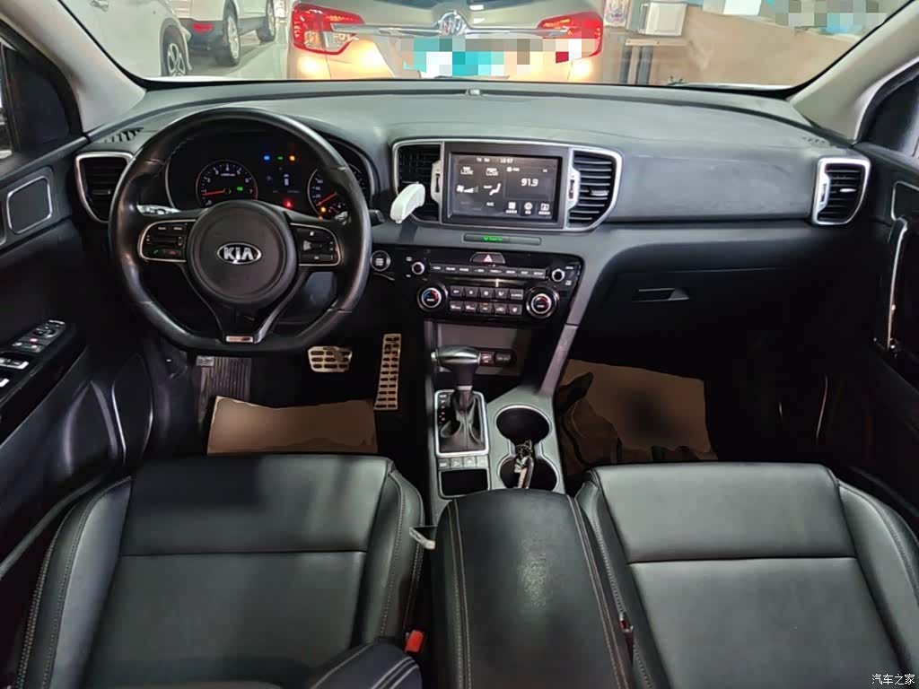 Kia KX5, 2016 10