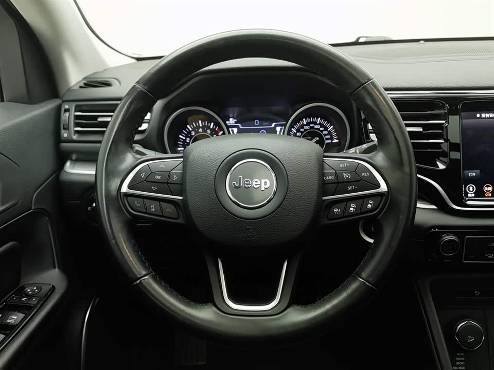 Jeep Grand Commander