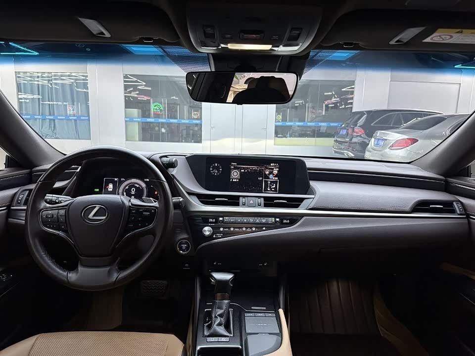 Lexus ES Lexus ES