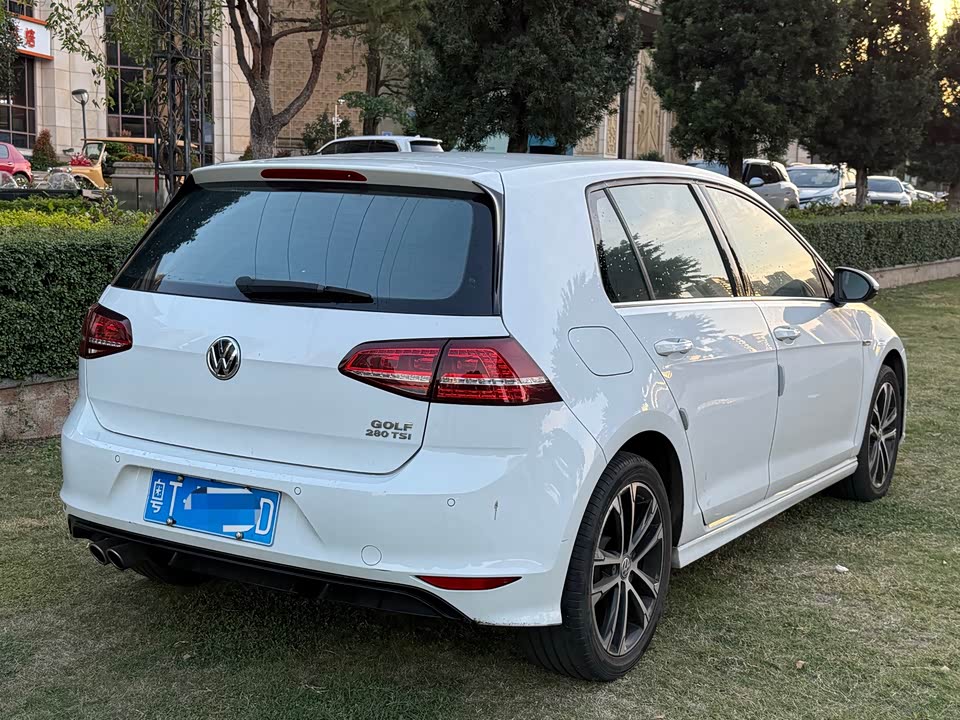 Volkswagen golf