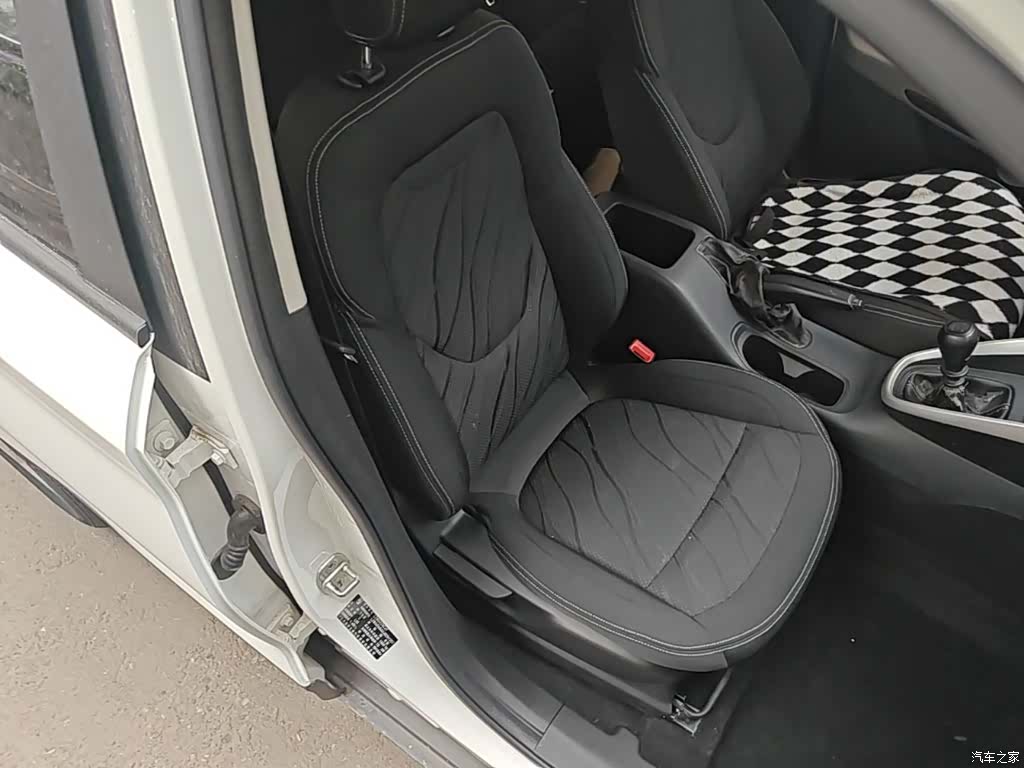Wuling 510, 2018 25