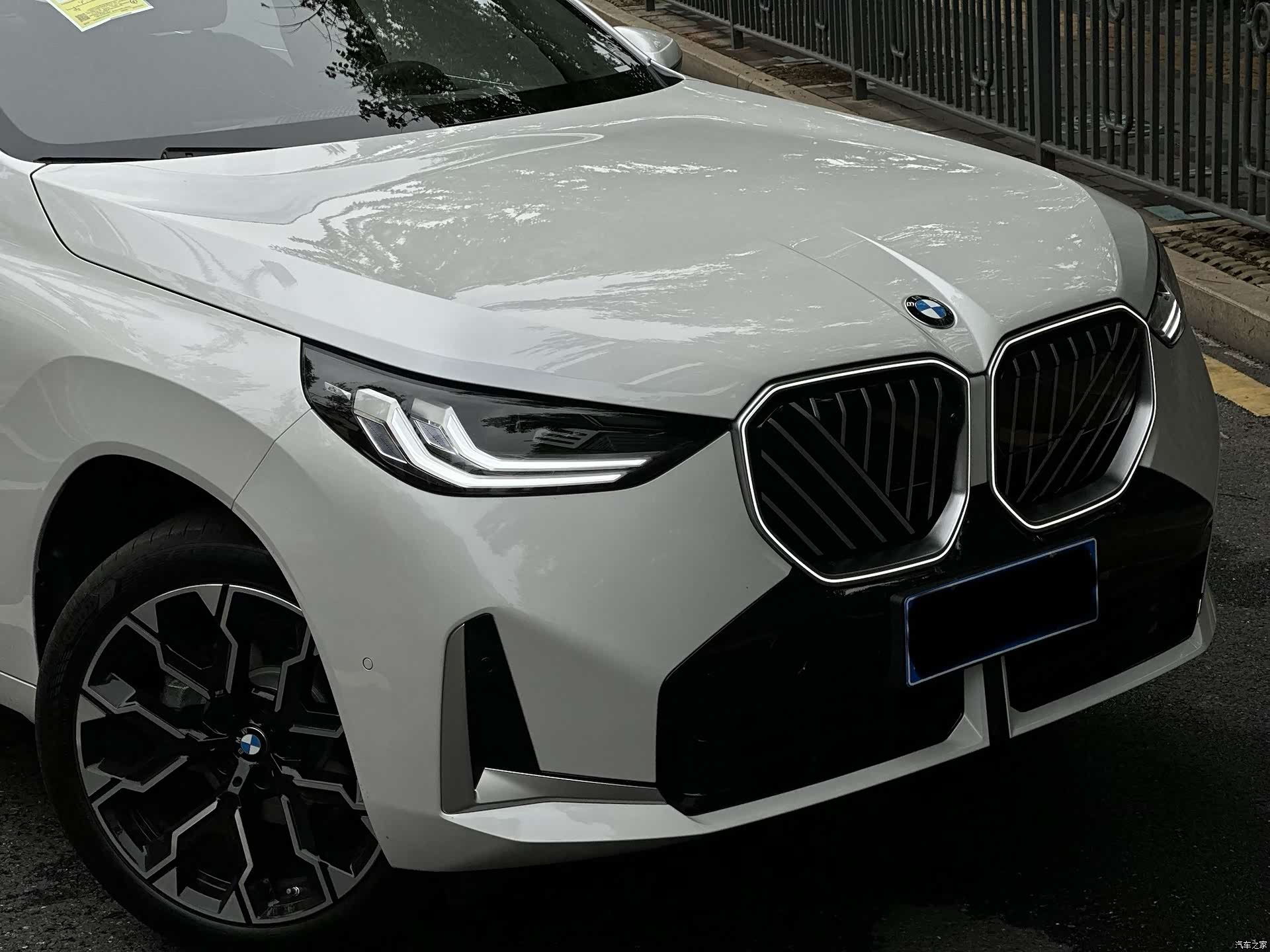 BMW X3, 2026 4