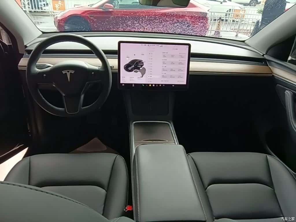Tesla Model Y, 2021 10