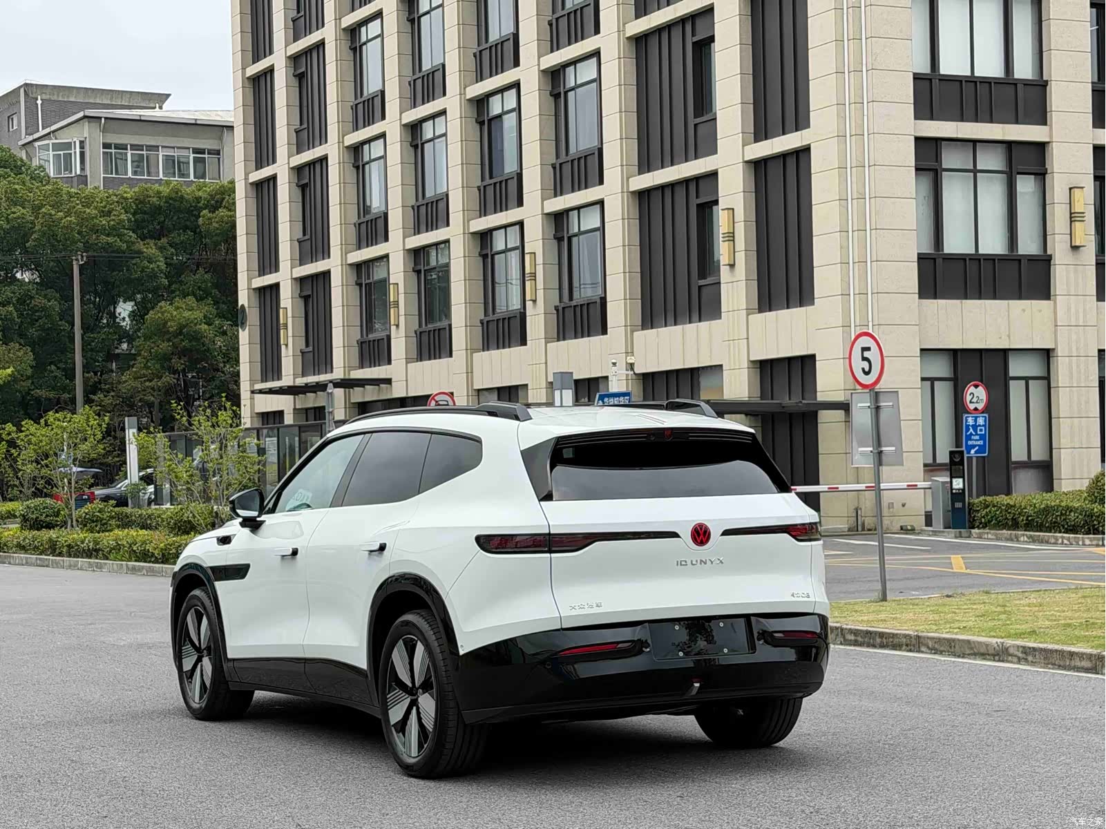 Volkswagen 08, 2026 7