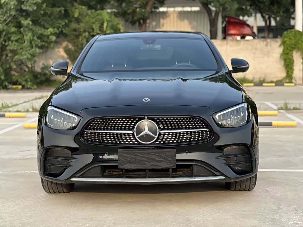 Mercedes-Benz E-Class, 2022 11