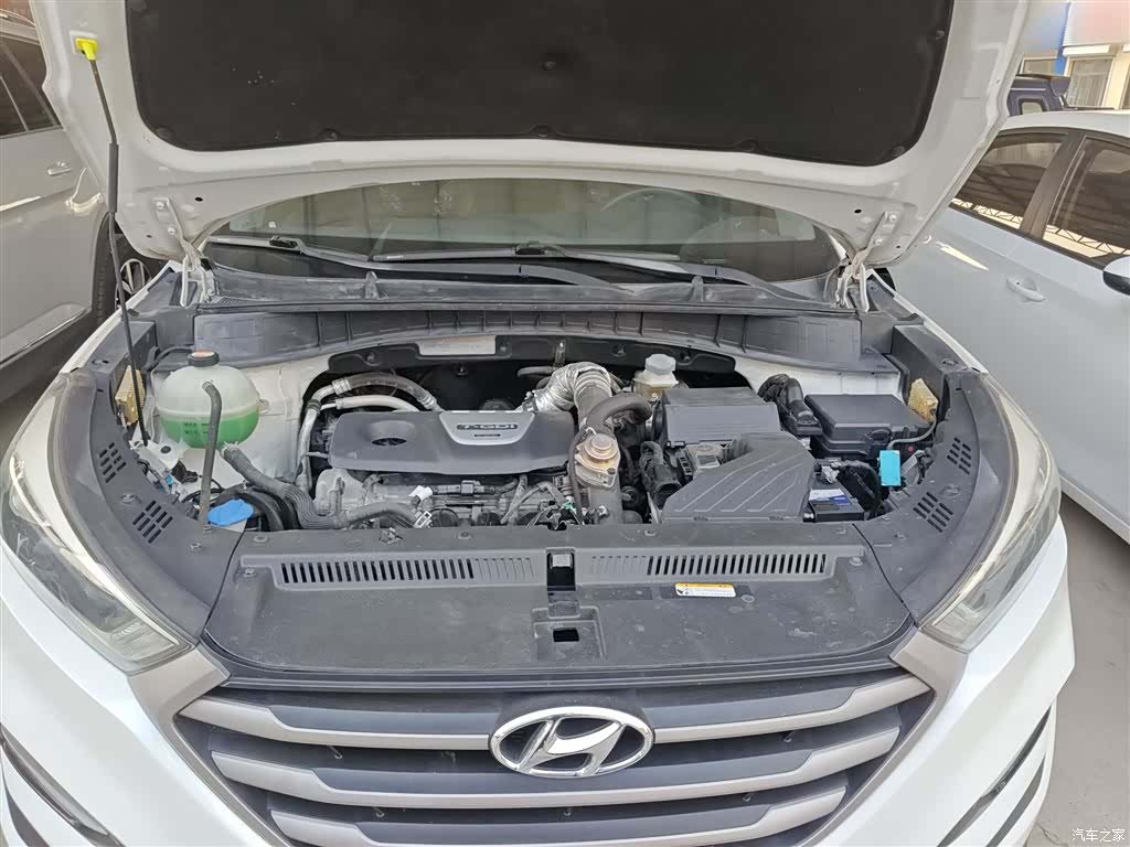 Hyundai Tucson, 2016 16