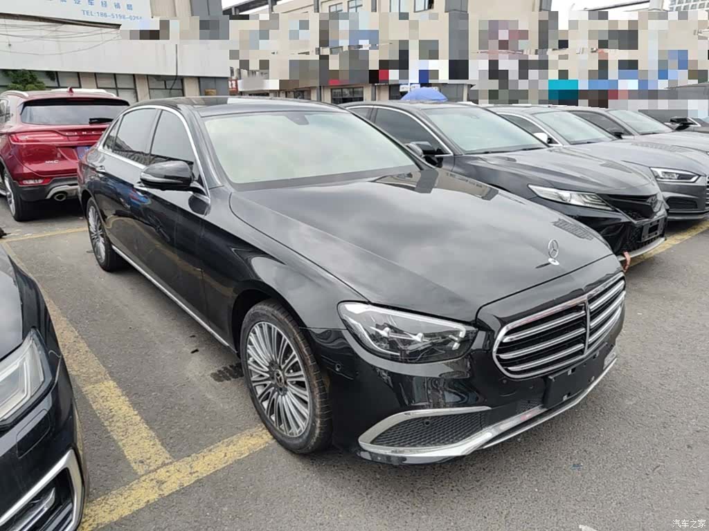 Mercedes-Benz E-Class, 2022 4