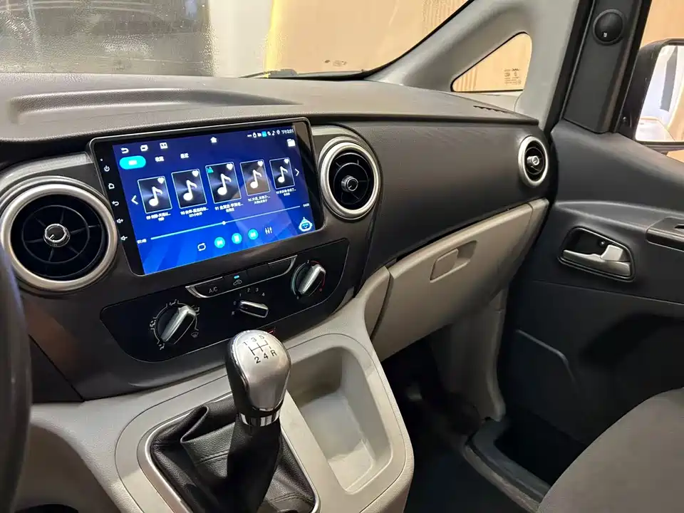 JAC Refine Ruifeng M3