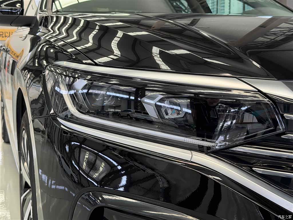 Volkswagen Passat, 2022 7
