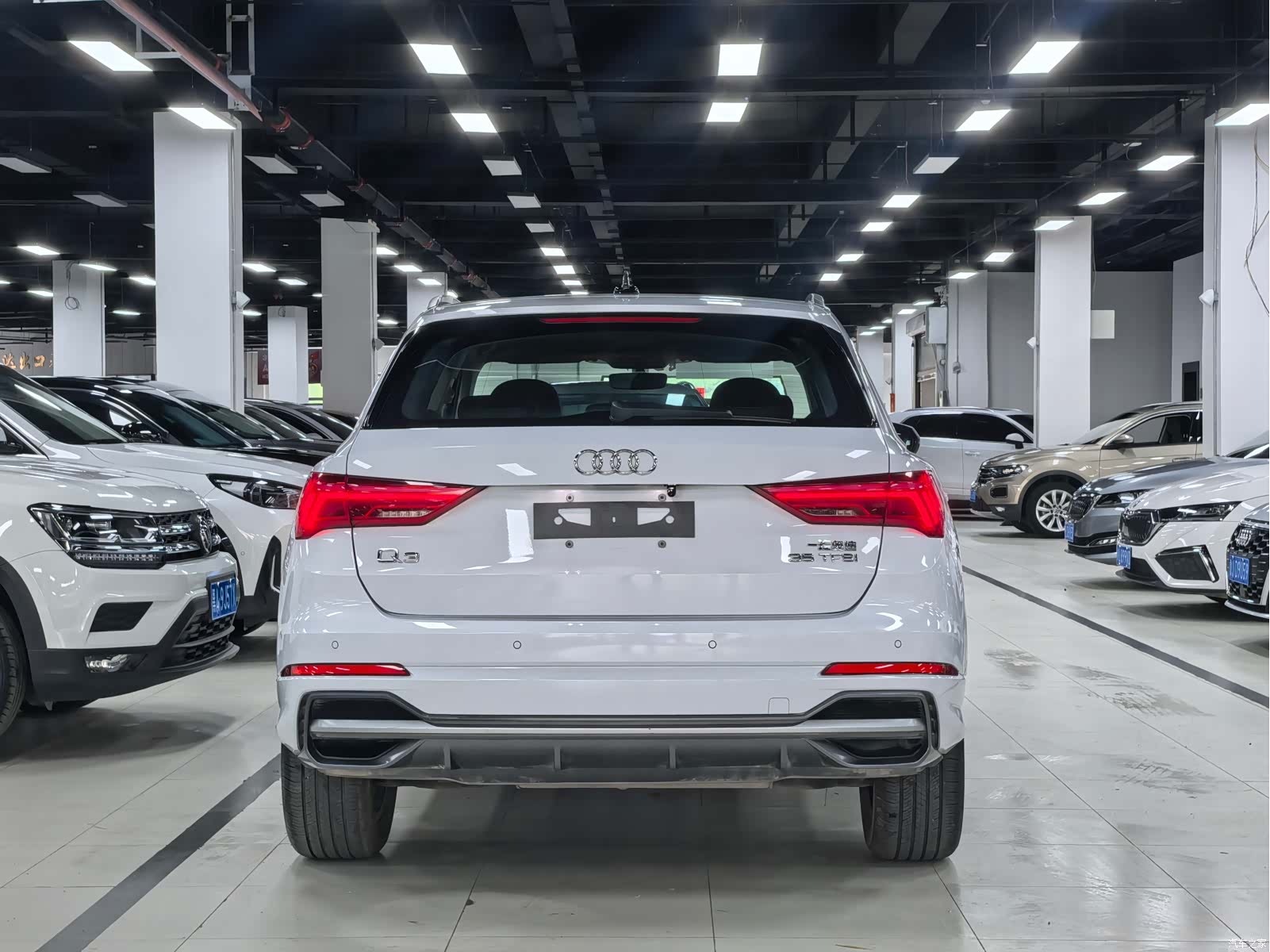 Audi Q3, 2023 25
