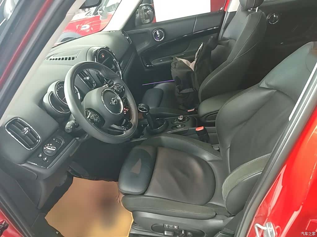 Mini Countryman, 2019 15