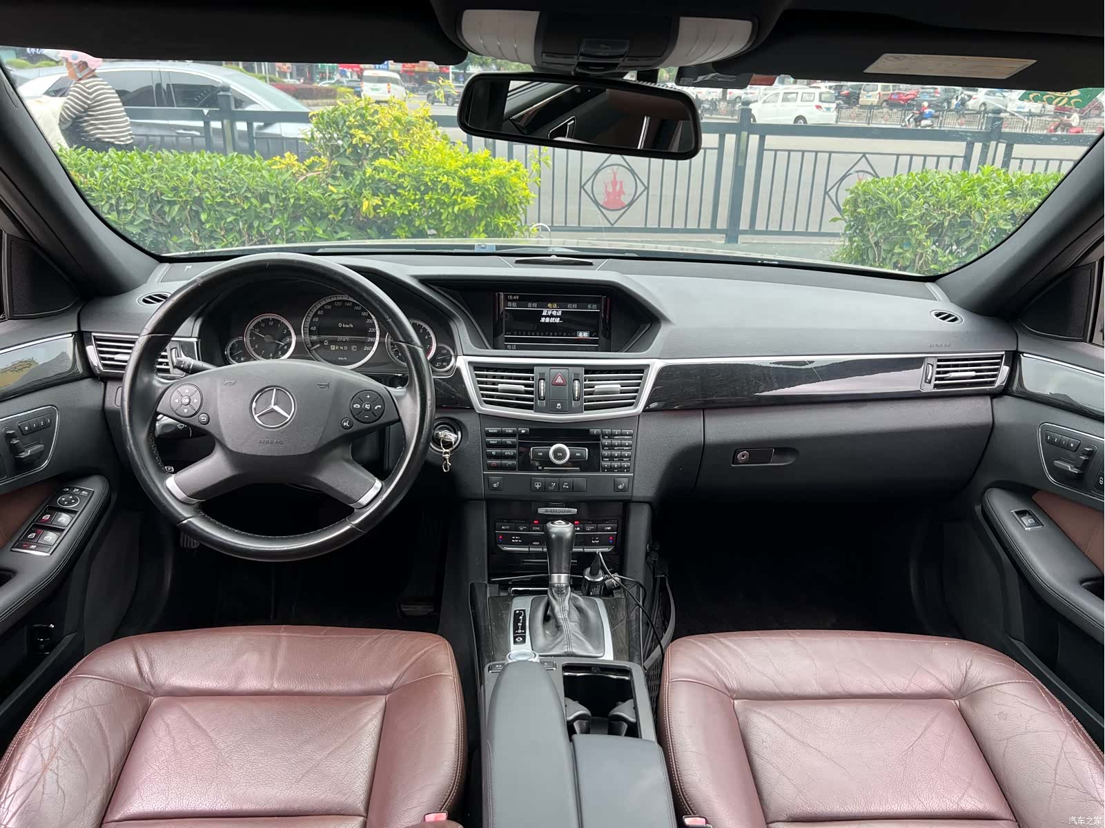 Mercedes-Benz E-Class, 2010 9