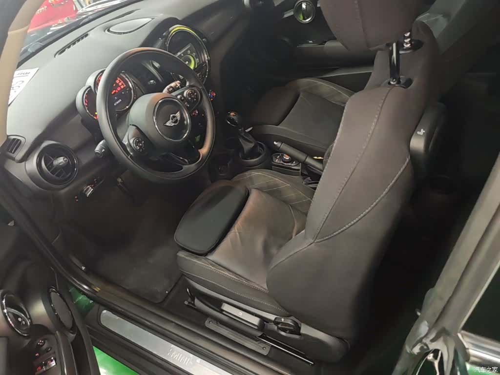Mini Cooper, 2018 15