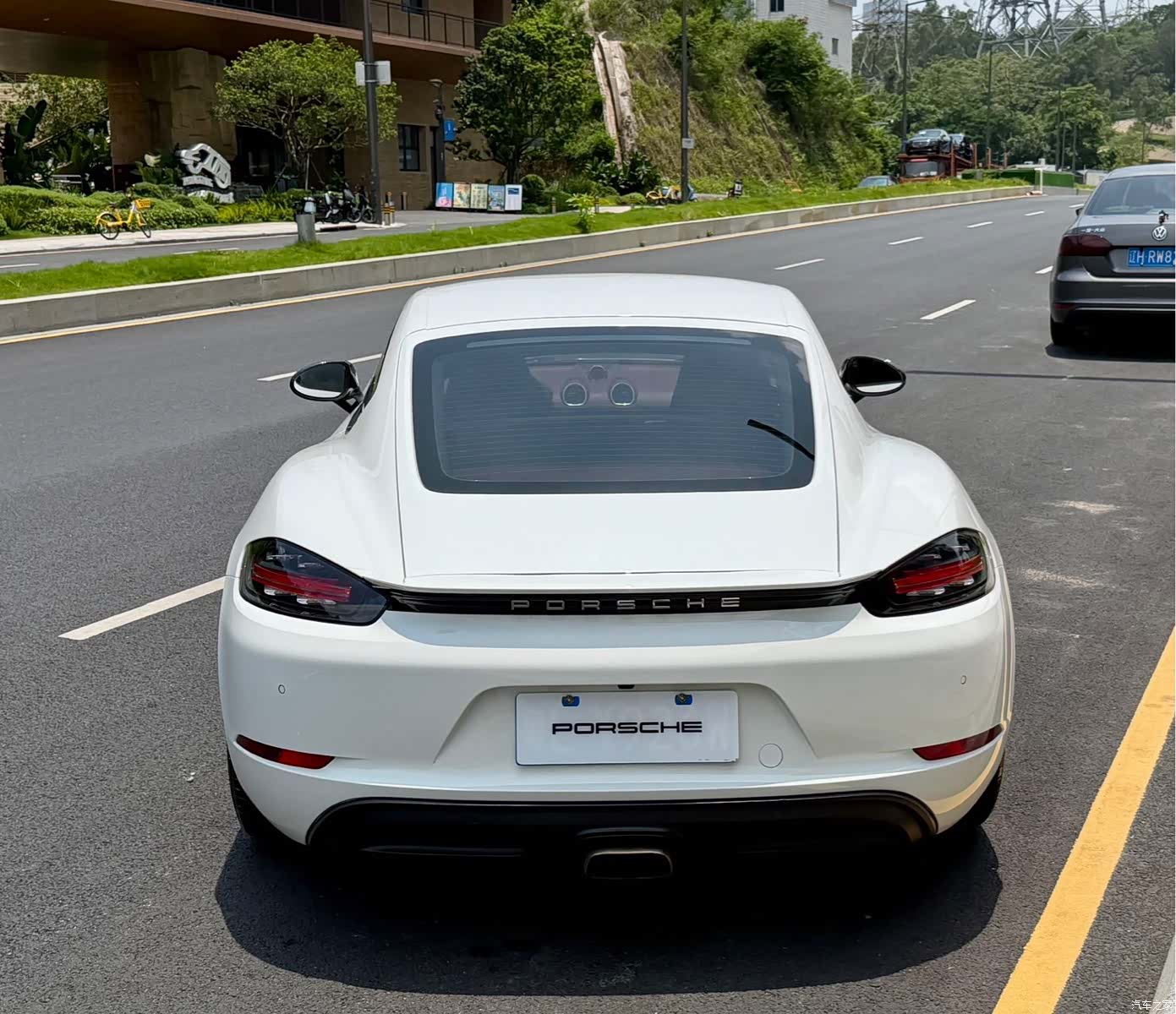 Porsche Cayman, 2019 6