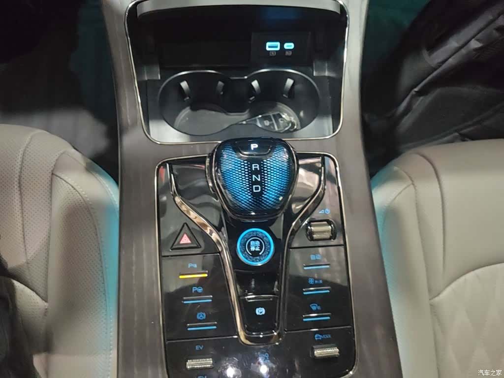 BYD Han, 2025 14