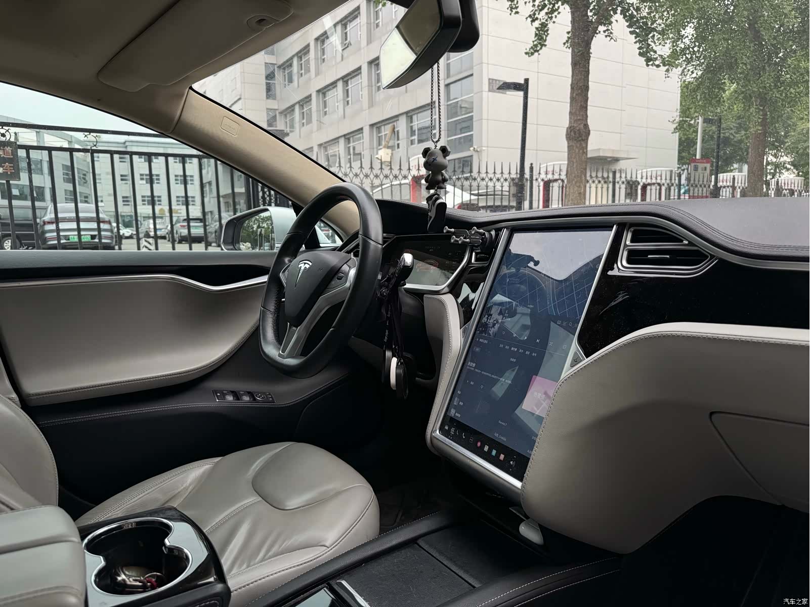 Tesla Model S, 2014 13