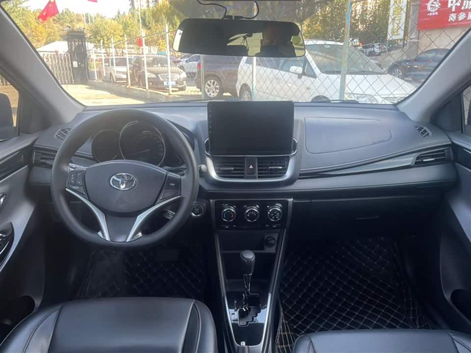 Toyota YARiS L Zhixuan