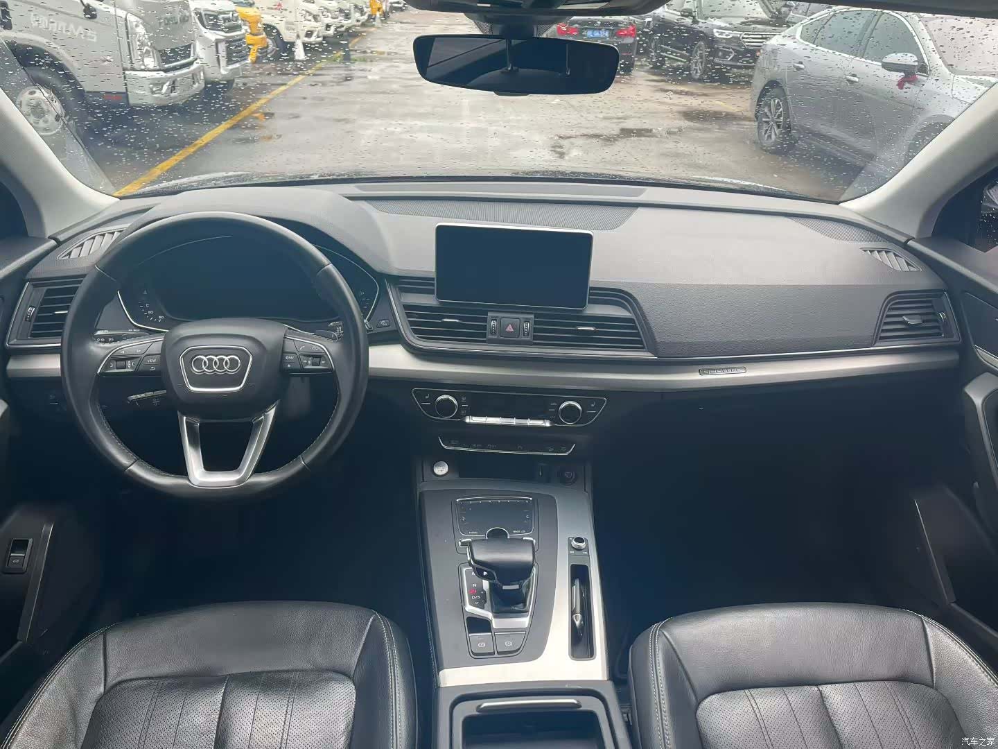 Audi Q5L, 2020 все фото