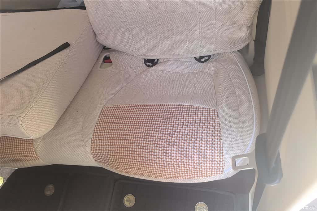 Wuling MINIEV, 2025 11