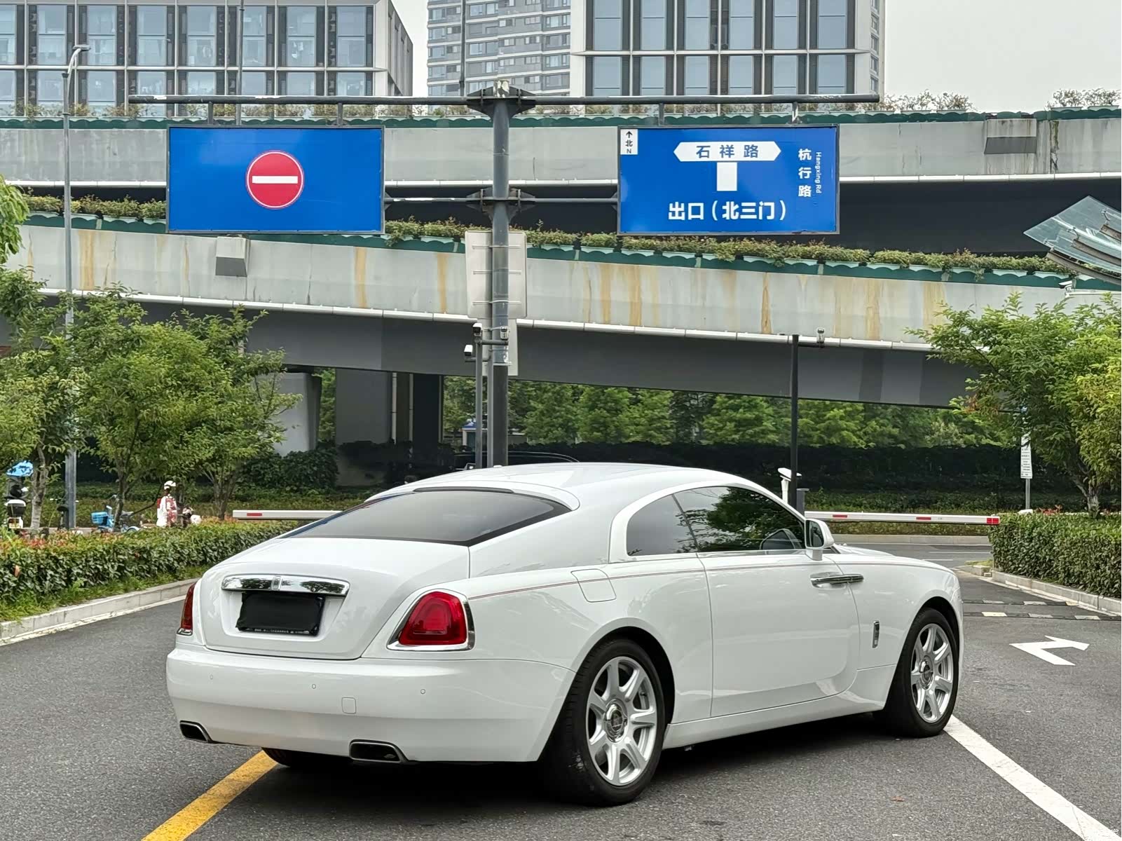 Rolls-Royce Wraith, 2021 7