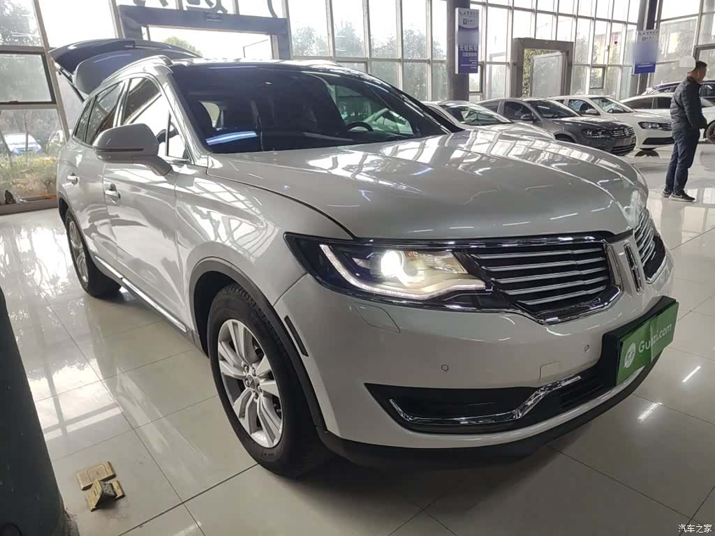 Lincoln MKX, 2016 4