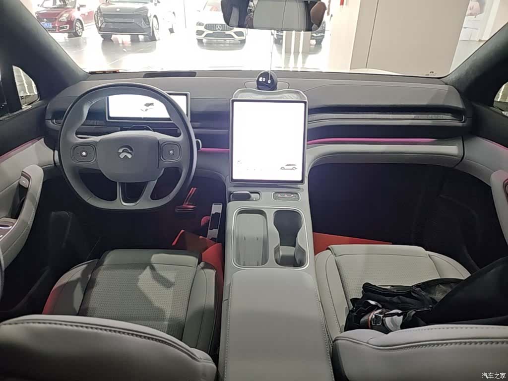 NIO ES6, 2025 10