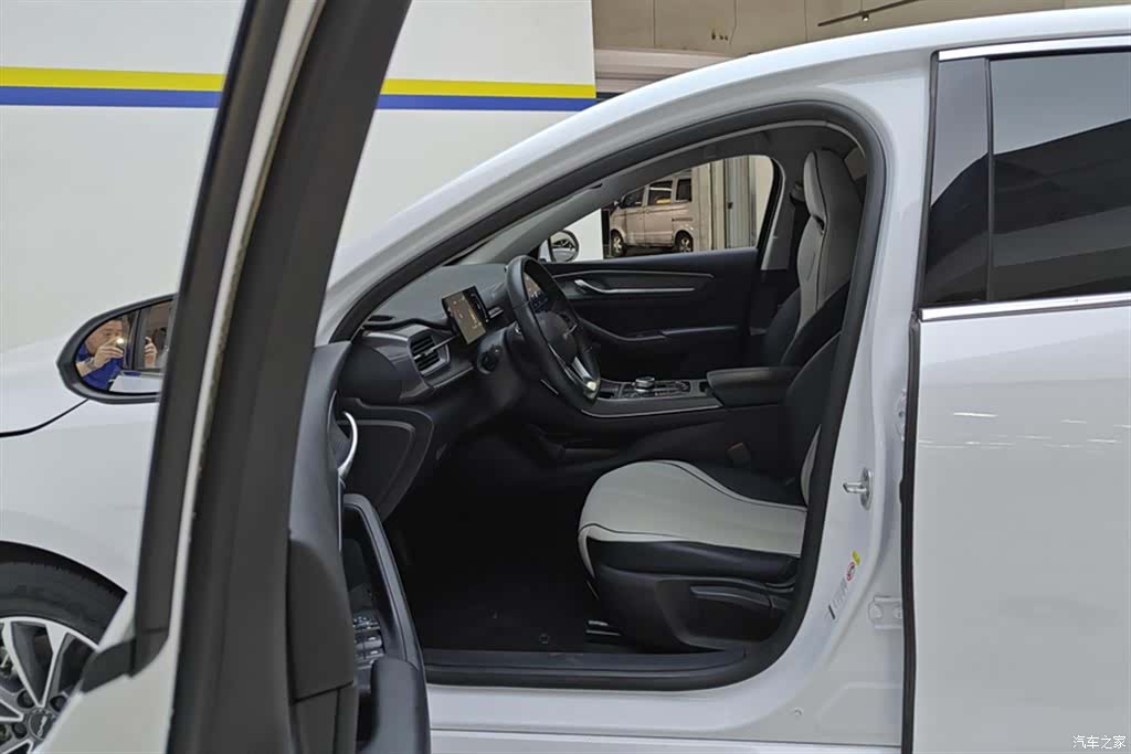 BYD Destroyer 05, 2024 9