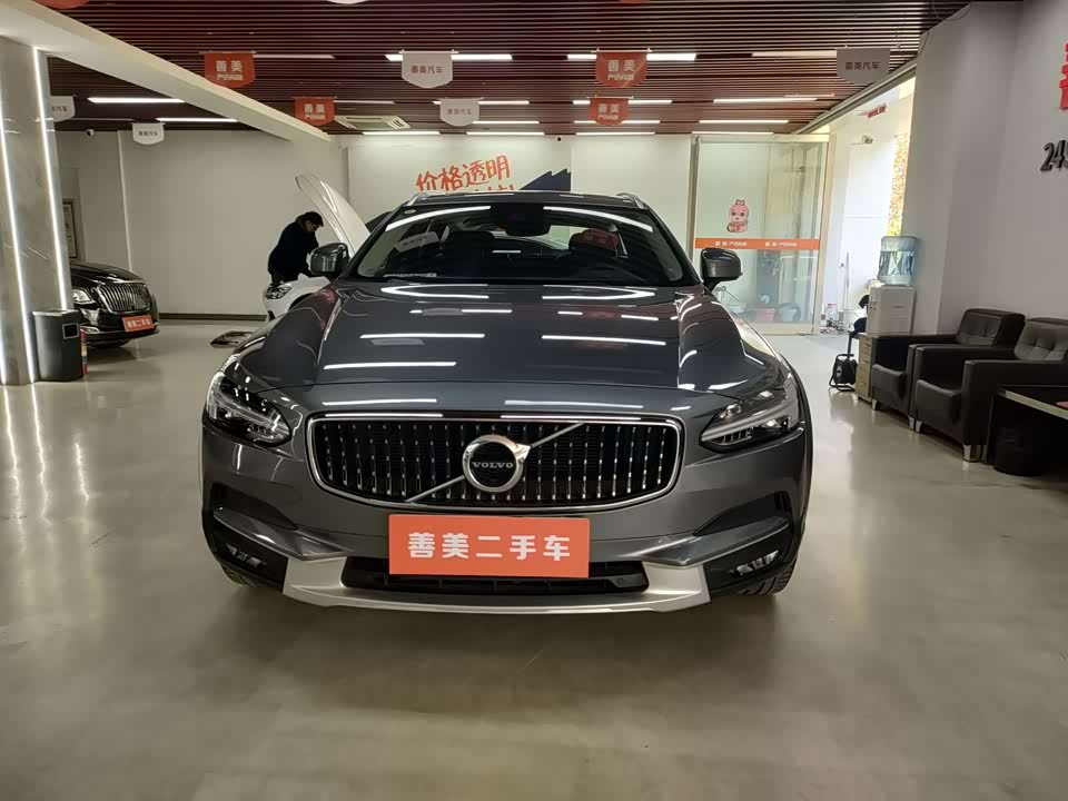 Volvo V90