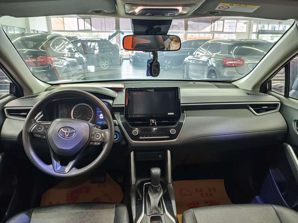 Toyota Corolla Sharp amplifier