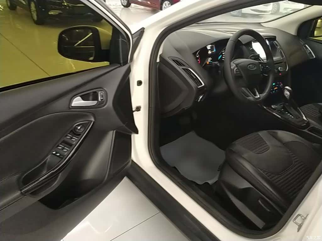 Ford Focus, 2017 16