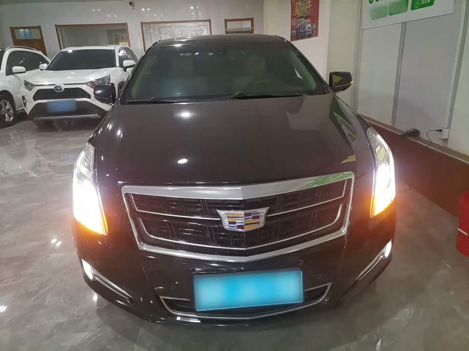 Cadillac XTS