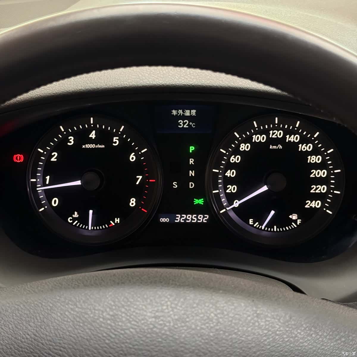 Lexus ES, 2010 10